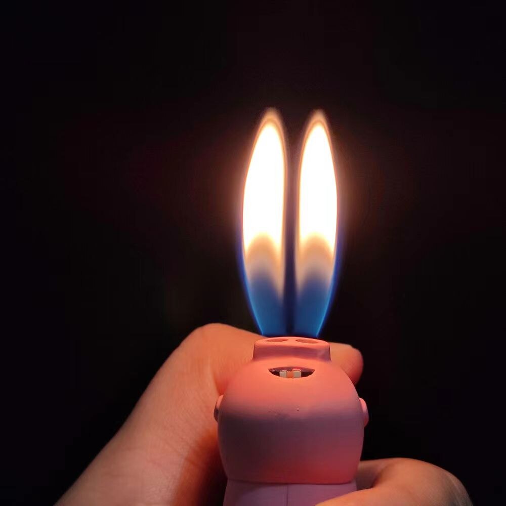 New Unusual Creative Double Fire Lighter Open Fire Inflatable Smiling Face Cute Pig Shape Lighter Gift Cigarette Accessories